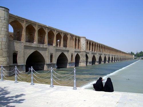 33-bogen brücke, isfahan: mit iran erlebnis reisen