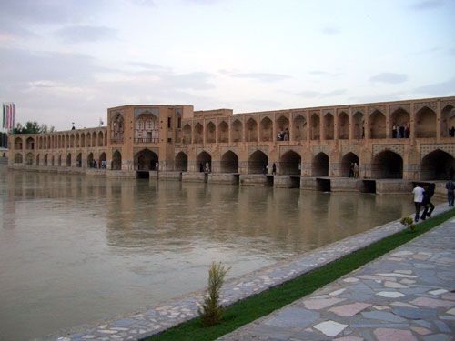 khajou brücke, isfahan: mit iran erlebnis reisen